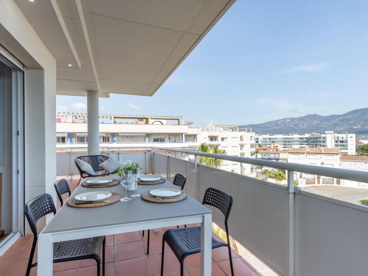 Port Canigo-9 By Interhome Roses